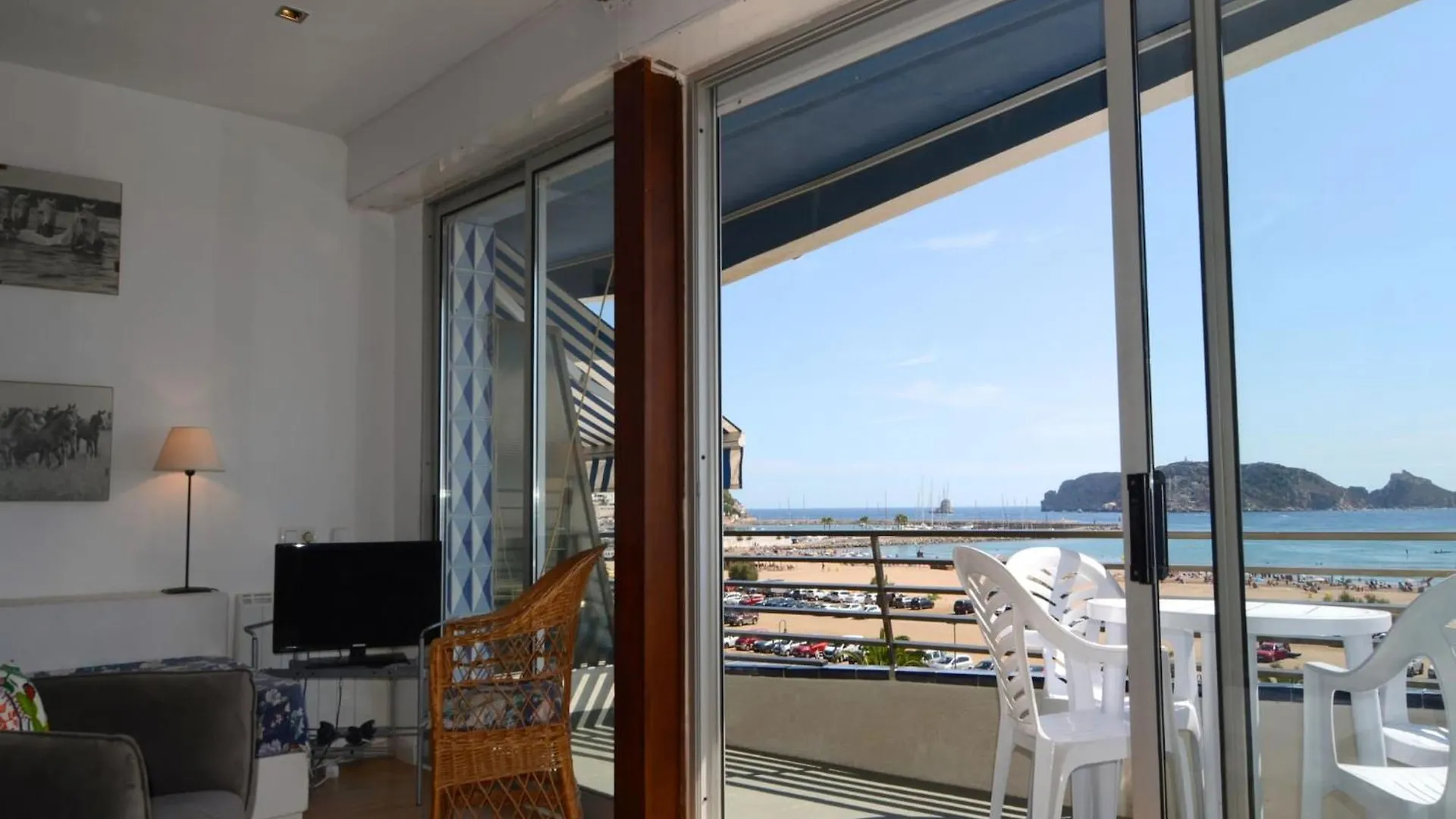 Apartment In Estartit Near Town Center Л'Эстартит